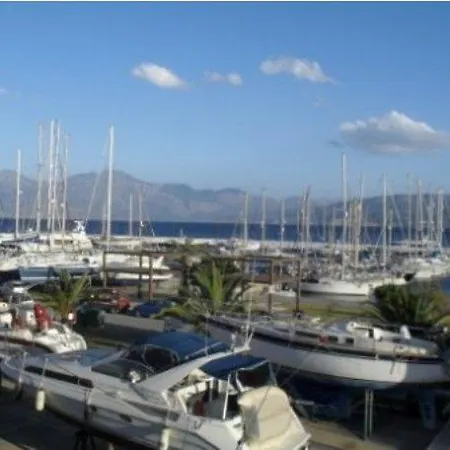 Mikrovillage Hotel 3*